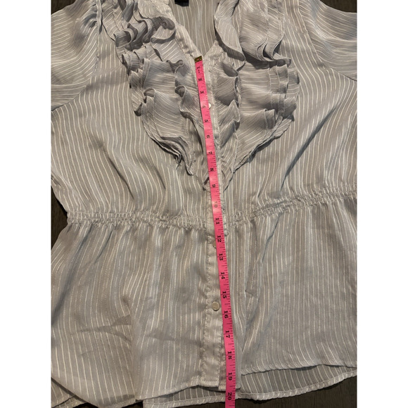 Lane Bryant Women's Gray Ruffle Front Button 3/4 Sleeve Sheer Tunic Size 18/20 - Picture 7 of 7